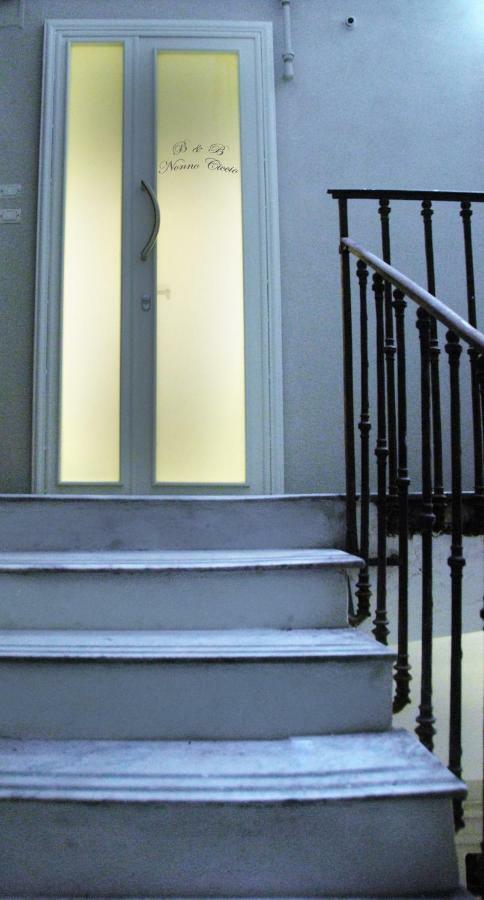 Nonno Ciccio Bed & Breakfast Napoli Dış mekan fotoğraf