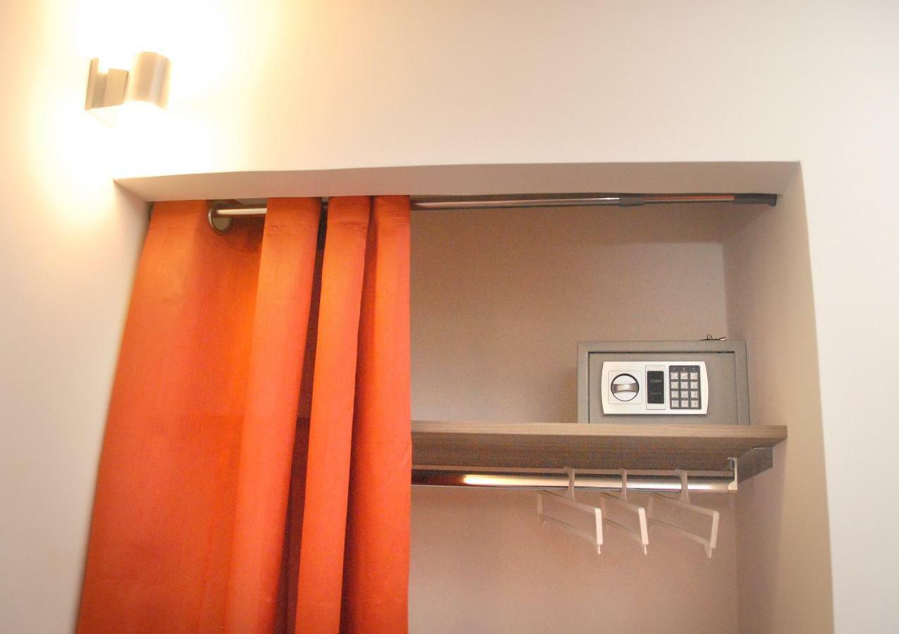 Nonno Ciccio Bed & Breakfast Napoli Dış mekan fotoğraf