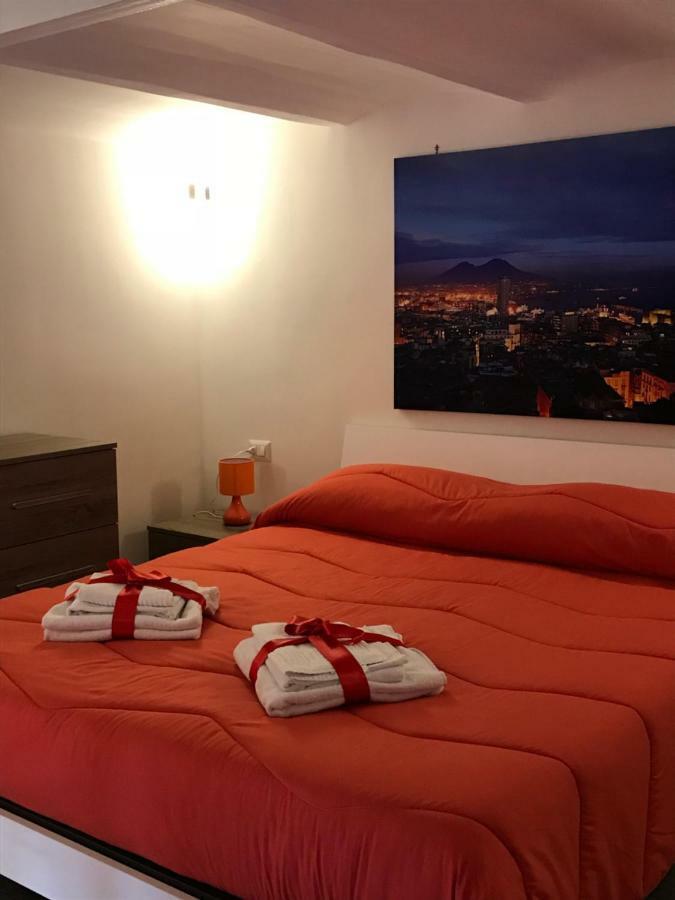 Nonno Ciccio Bed & Breakfast Napoli Dış mekan fotoğraf